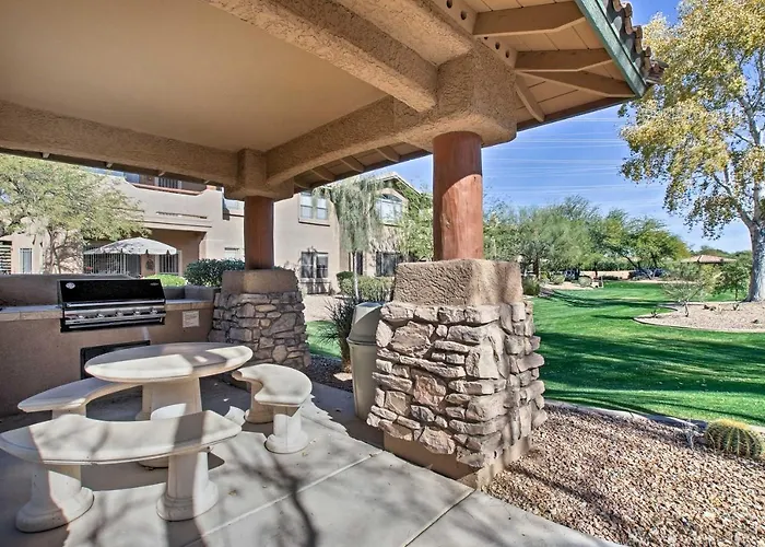 Holiday home 7 Mi To Tpc Scottsdale: W/ Pool